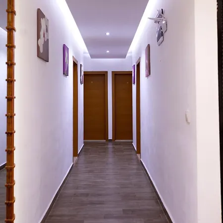 Hotel London 3*
