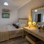 London 3* Oludeniz