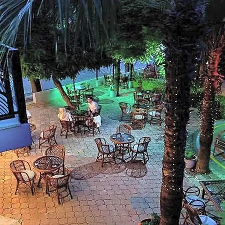 فندق London 3*